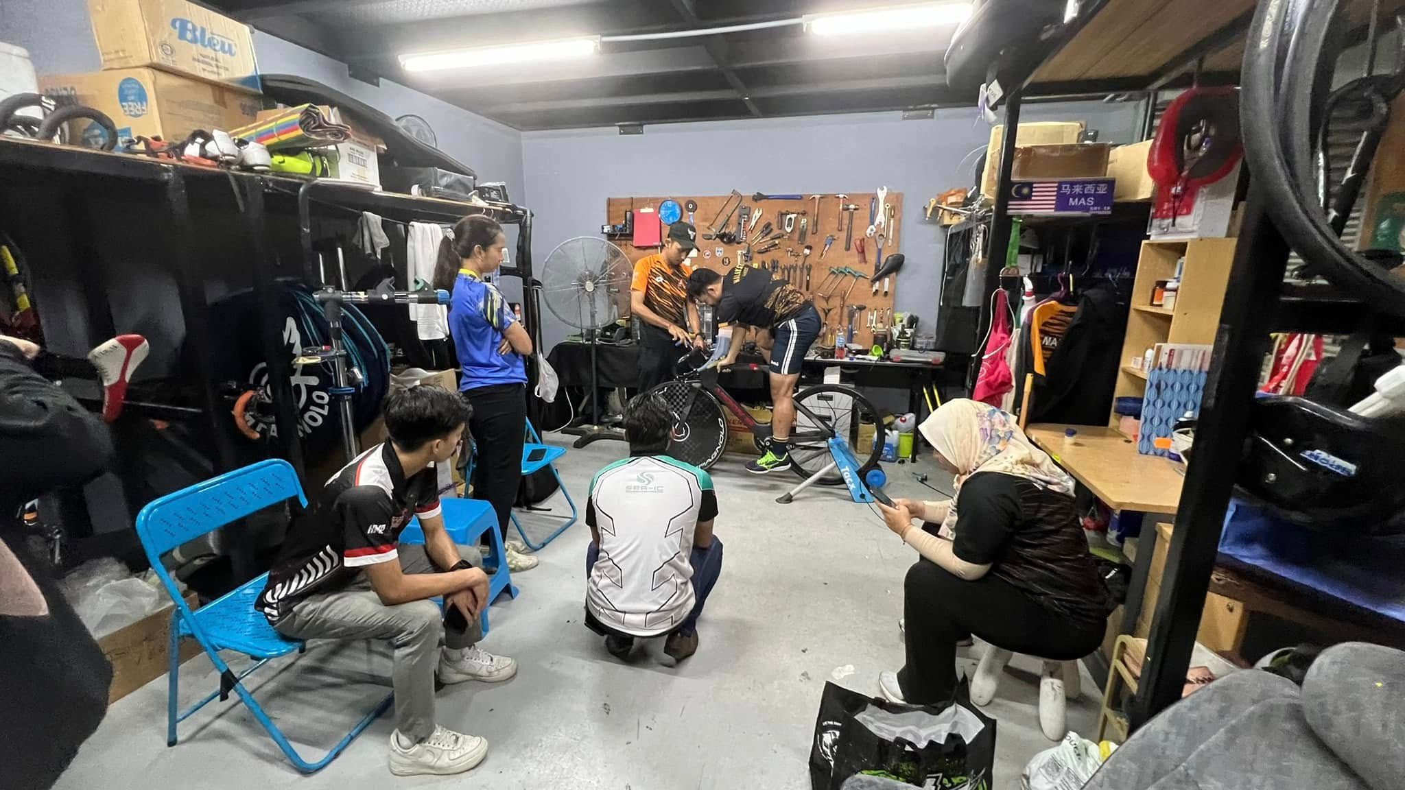 CUSTOMIZE PARACYCLING DEVICE
